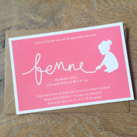 letterpress-geboortekaartje-fenne-roze-silhouet-meisje-zusjes-zusje-kleuren-schrijven-naam-tekenen-amsterdam-karton-echt-silhouet